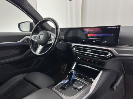 BMW i4 eDrive40 84 kWh M-Sportpack [ 3-Fase ] { SOH-95%} (INCL-BTW) *LEATHER-ALCANTARA | FULL-LED | ADAP... ActivLease financial lease