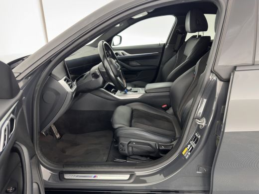 BMW i4 eDrive40 84 kWh M-Sportpack [ 3-Fase ] { SOH-95%} (INCL-BTW) *LEATHER-ALCANTARA | FULL-LED | ADAP... ActivLease financial lease