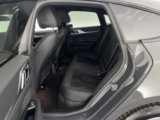 BMW i4 eDrive40 84 kWh M-Sportpack [ 3-Fase ] { SOH-95%} (INCL-BTW) *LEATHER-ALCANTARA | FULL-LED | ADAP... ActivLease financial lease