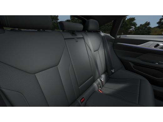 BMW i4 eDrive40 High Executive M Sport / Schuif-kanteldak / Comfort Access / Adaptieve LED / Stoelverwar... ActivLease financial lease