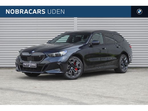 BMW i5 eDrive40 M Sport / Panoramadak / Trekhaak / Adaptief onderstel / Stoelventilatie / Comfort Access... BMW i5 eDrive40 M Sport / Panoramadak / Trekhaak / Adaptief onderstel / Stoelventilatie / Comfort Access...