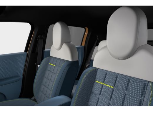 Fiat Panda 1.2 Hybrid La Prima | Achteruitrijcamera | Airco (automatisch) | Draadloze telefoonlader ActivLease financial lease