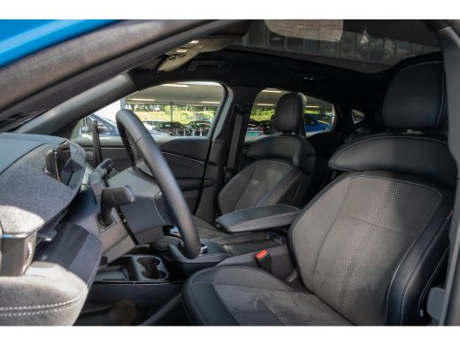 Ford Mustang Mach-E Mach-E GT Extended AWD 98 kWh | Cruise adaptief | 20'' | Alcantara | Apple Carplay/Android Auto |... ActivLease financial lease