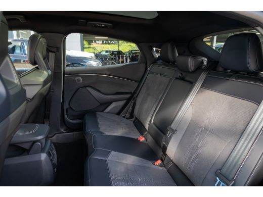 Ford Mustang Mach-E Mach-E GT Extended AWD 98 kWh | Cruise adaptief | 20'' | Alcantara | Apple Carplay/Android Auto |... ActivLease financial lease