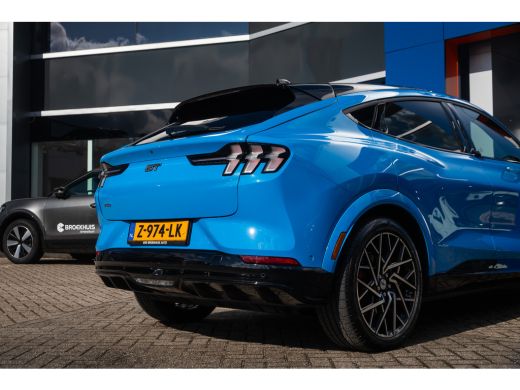 Ford Mustang Mach-E Mach-E GT Extended AWD 98 kWh | Cruise adaptief | 20'' | Alcantara | Apple Carplay/Android Auto |... ActivLease financial lease