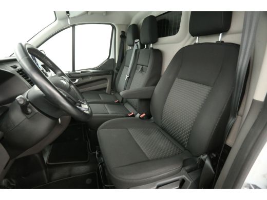 Ford Transit Custom 2.0 TDCI L2H1 Automaat Airco Cruise Camera Carplay 2x Schuifdeur 3 Persoons LED PDC ActivLease financial lease