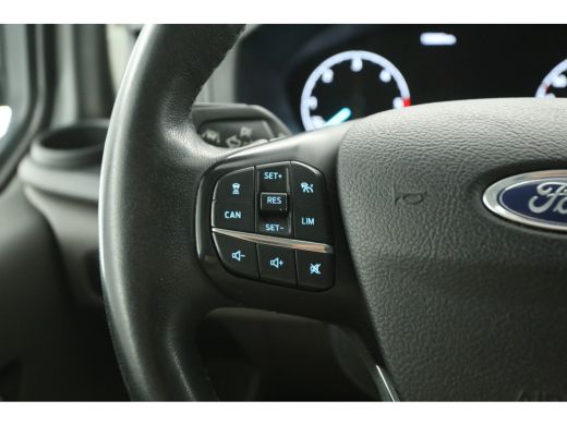Ford Transit Custom 2.0 TDCI L2H1 Automaat Airco Cruise Camera Carplay 2x Schuifdeur 3 Persoons LED PDC ActivLease financial lease