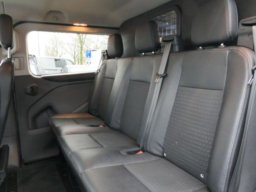 Ford Transit Custom 320 2.0 TDCI 185pk L1H1 Sport DC | Automaat! | Dubbele cabine! | 2x Schuifdeur | Stoelverwarming ... ActivLease financial lease