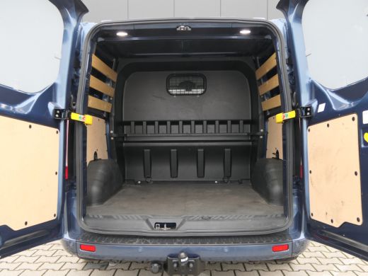 Ford Transit Custom 320 2.0 TDCI 185pk L1H1 Sport DC | Automaat! | Dubbele cabine! | 2x Schuifdeur | Stoelverwarming ... ActivLease financial lease