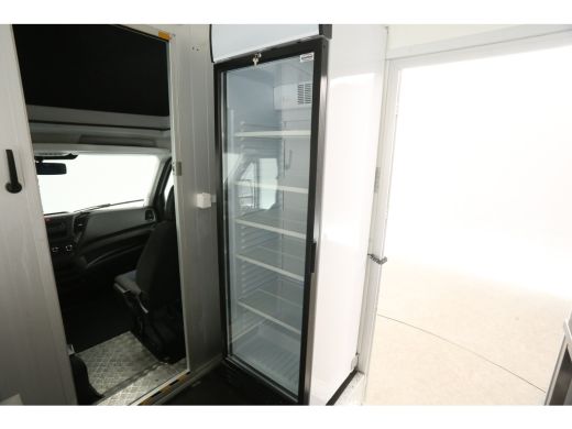Iveco Daily 35S14 2.3 410 | Foodtruck | Patatwagen | Verkoopwagen | Patatkraam | Eventtruck | Frietwagen | Sn... ActivLease financial lease
