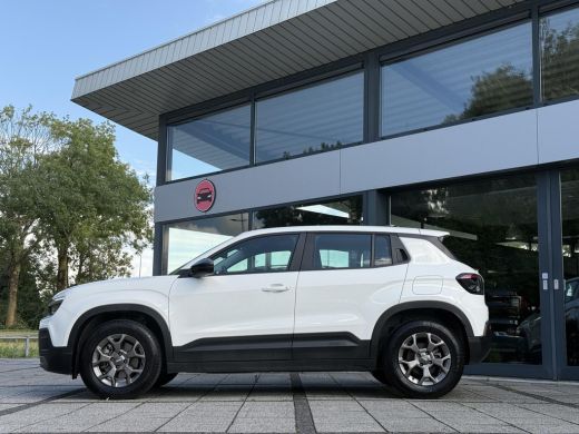 Jeep Avenger Longitude 54 kWh | Navi | Carplay | Stoelverwarming | ActivLease financial lease