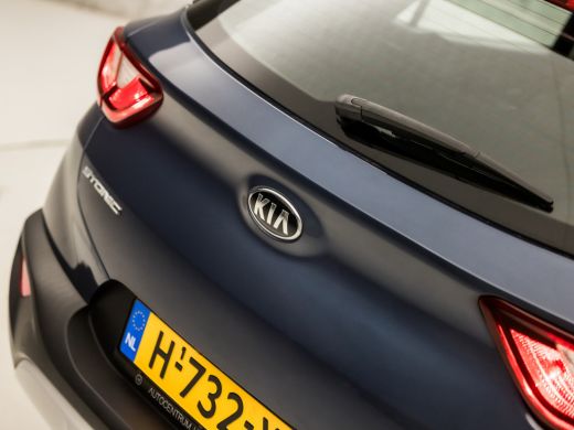 Kia Stonic 1.0 T-GDi DynamicLine (APPLE CARPLAY, NAVIGATIE, CAMERA, SPORTSTOELEN, KEYLESS, LM VELGEN, PARKEE... ActivLease financial lease