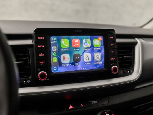 Kia Stonic 1.0 T-GDi DynamicLine (APPLE CARPLAY, NAVIGATIE, CAMERA, SPORTSTOELEN, KEYLESS, LM VELGEN, PARKEE... ActivLease financial lease