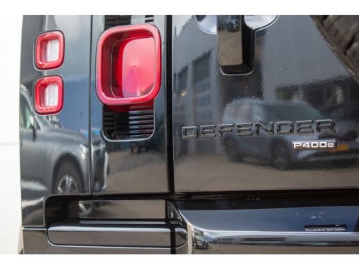 Land Rover Defender 110 2.0 P400e 110 X-Dynamic HSE -Urban body-22"-Standkachel-Trekhaak-360 Camera-Pano-Keyless- ActivLease financial lease