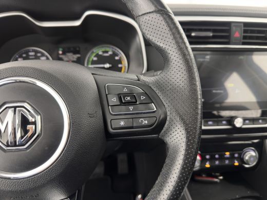 MG ZS EV EV Luxury 45 kWh {SOH-90 %} (INCL-BTW) Aut. *PANO | LUXURY-LEATHER | CCS-FASTLOADER | KEYLESS | N... ActivLease financial lease