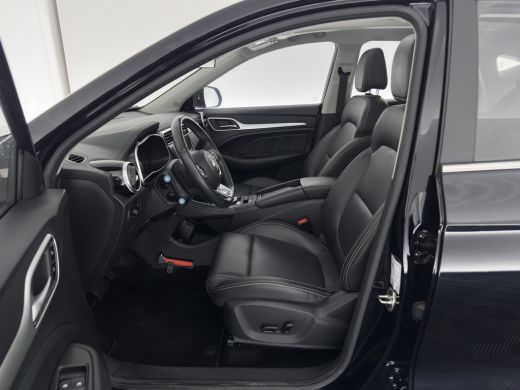 MG ZS EV EV Luxury 45 kWh {SOH-90 %} (INCL-BTW) Aut. *PANO | LUXURY-LEATHER | CCS-FASTLOADER | KEYLESS | N... ActivLease financial lease