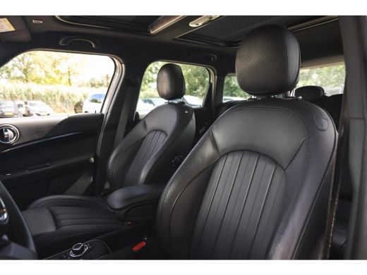 Mini Countryman Cooper S E ALL4 / Panoramadak / Stoelverwarming / LED / Airconditioning / Cruise Control ActivLease financial lease