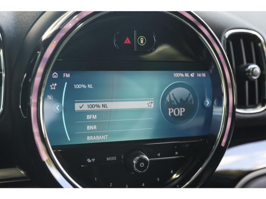 Mini Countryman Cooper S E ALL4 / Panoramadak / Stoelverwarming / LED / Airconditioning / Cruise Control ActivLease financial lease