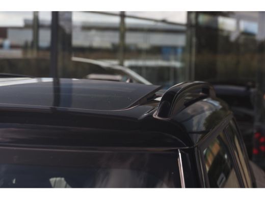 Mini Countryman Cooper S E ALL4 / Panoramadak / Stoelverwarming / LED / Airconditioning / Cruise Control ActivLease financial lease