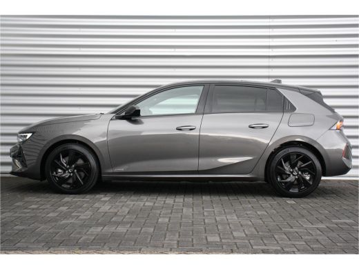 Opel Astra 1.6 HYBRID 180PK ULTIMATE AUTOMAAT / NAVI / LEDER / CLIMA / AGR / PDC / 17" LMV / CAMERA / BLACK ... ActivLease financial lease