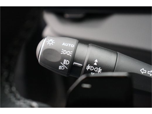 Opel Astra 1.6 HYBRID 180PK ULTIMATE AUTOMAAT / NAVI / LEDER / CLIMA / AGR / PDC / 17" LMV / CAMERA / BLACK ... ActivLease financial lease