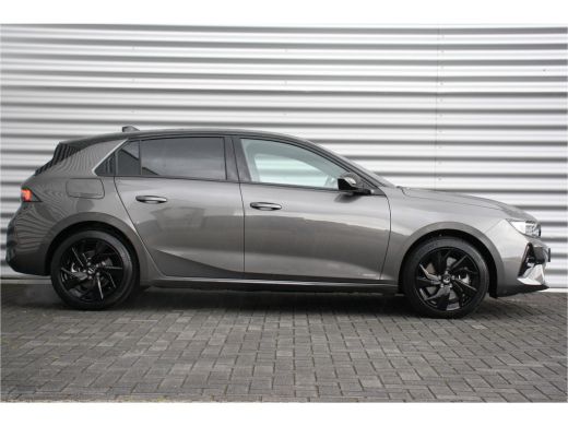 Opel Astra 1.6 HYBRID 180PK ULTIMATE AUTOMAAT / NAVI / LEDER / CLIMA / AGR / PDC / 17" LMV / CAMERA / BLACK ... ActivLease financial lease