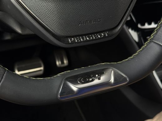 Peugeot 208 GT | Airco (automatisch) | Cruise control | Lederen stuurwiel ActivLease financial lease