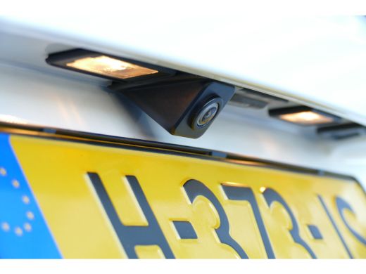 Peugeot 3008 1.2 PURETECH 130PK ALLURE AUTOMAAT | Achterbank in delen neerklapbaar | Achteruitrijcamera | Afwi... ActivLease financial lease