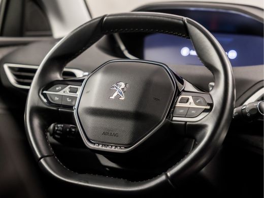 Peugeot 3008 1.2 PureTech Sport Automaat (APPLE CARPLAY, GROOT NAVI, 360 CAMERA, LEDER, SPORTSTOELEN, KEYLESS,... ActivLease financial lease