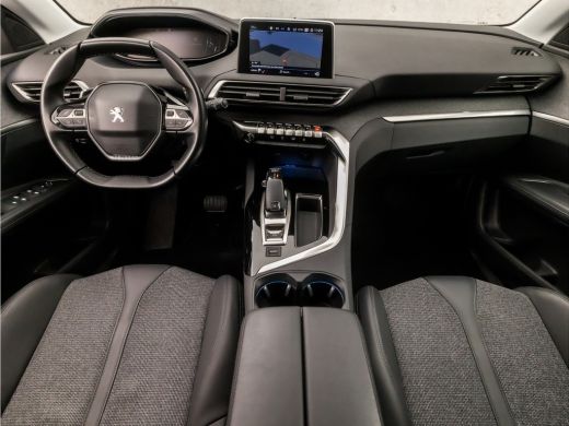 Peugeot 3008 1.2 PureTech Sport Automaat (APPLE CARPLAY, GROOT NAVI, 360 CAMERA, LEDER, SPORTSTOELEN, KEYLESS,... ActivLease financial lease