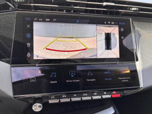Peugeot 308 1.2 Allure 130PK Automaat | 360 Camera | Keyless | Navigatie | Apple Carplay /Android Auto | 17" ... ActivLease financial lease