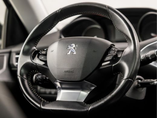 Peugeot 308 SW 1.2 PureTech Sport (PANORAMADAK, APPLE CARPLAY, LEDER, GROOT NAVI, SPORTSTOELEN, PARKEERSENSOR... ActivLease financial lease