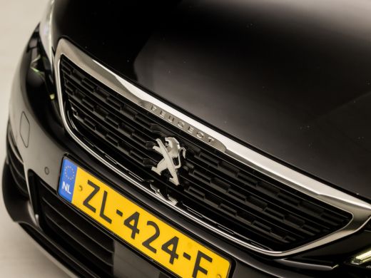 Peugeot 308 SW 1.2 PureTech Sport (PANORAMADAK, APPLE CARPLAY, LEDER, GROOT NAVI, SPORTSTOELEN, PARKEERSENSOR... ActivLease financial lease