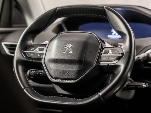 Peugeot 5008 1.2 PureTech Sport 7 Persoons Automaat (APPLE CARPLAY, GROOT NAVI, GETINT GLAS, PARKEERSENSOREN, ... ActivLease financial lease