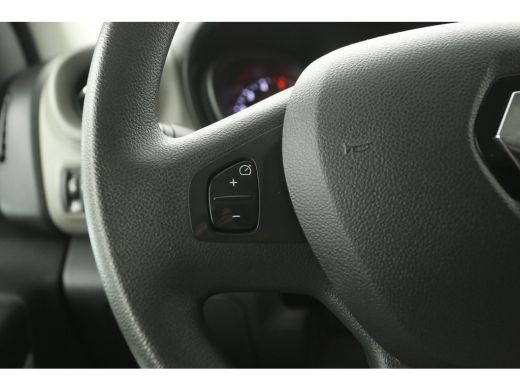 Renault Trafic 1.6 dCi T27 L1H1 | Airco | Camera | Cruisecontrol | Omvormer | Flitslampen ActivLease financial lease