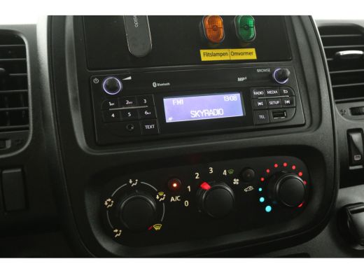 Renault Trafic 1.6 dCi T27 L1H1 | Airco | Camera | Cruisecontrol | Omvormer | Flitslampen ActivLease financial lease