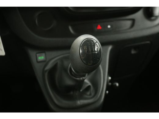 Renault Trafic 1.6 dCi T27 L1H1 | Airco | Camera | Cruisecontrol | Omvormer | Flitslampen ActivLease financial lease