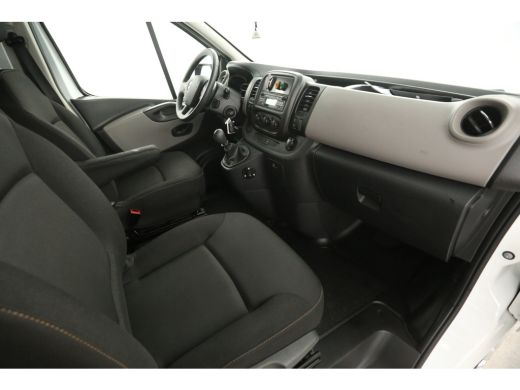 Renault Trafic 1.6 dCi T27 L1H1 | Airco | Camera | Cruisecontrol | Omvormer | Flitslampen ActivLease financial lease