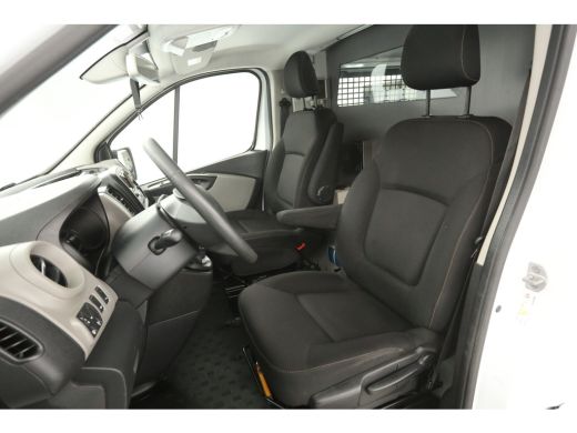 Renault Trafic 1.6 dCi T27 L1H1 | Airco | Camera | Cruisecontrol | Omvormer | Flitslampen ActivLease financial lease