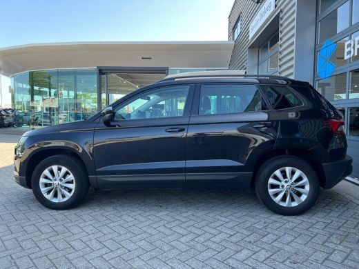 Skoda Karoq 1.0 TSI 110 pk Business Edition | Trekhaak | Apple Carplay |  Cruise control | Parkeer sensoren |... ActivLease financial lease