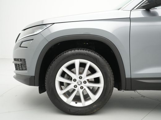 Skoda Kodiaq 1.5 150pk TSI DSG Limited Business Edition Panorama Navigatie Carplay Sideassist Stoelverwarming 275 ActivLease financial lease