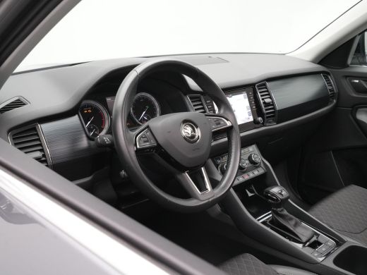 Skoda Kodiaq 1.5 150pk TSI DSG Limited Business Edition Panorama Navigatie Carplay Sideassist Stoelverwarming 275 ActivLease financial lease