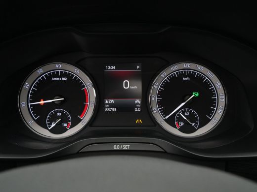 Skoda Kodiaq 1.5 150pk TSI DSG Limited Business Edition Panorama Navigatie Carplay Sideassist Stoelverwarming 275 ActivLease financial lease
