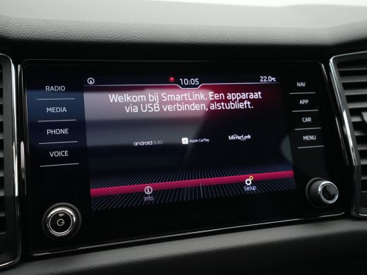Skoda Kodiaq 1.5 150pk TSI DSG Limited Business Edition Panorama Navigatie Carplay Sideassist Stoelverwarming 275 ActivLease financial lease