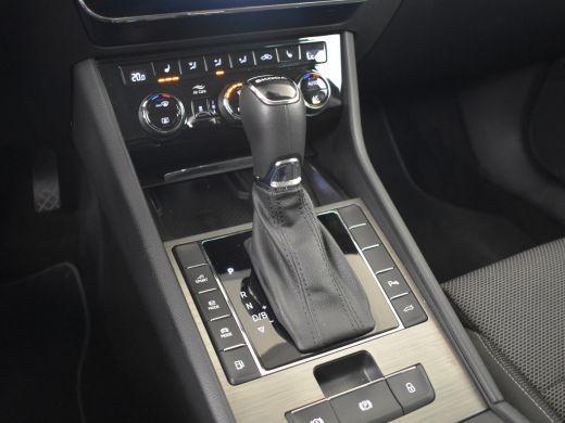 Skoda Superb Combi 1.4 TSI iV Business Edition Plus 218pk l Navigatie full map | Apple Carplay Android Auto | ... ActivLease financial lease