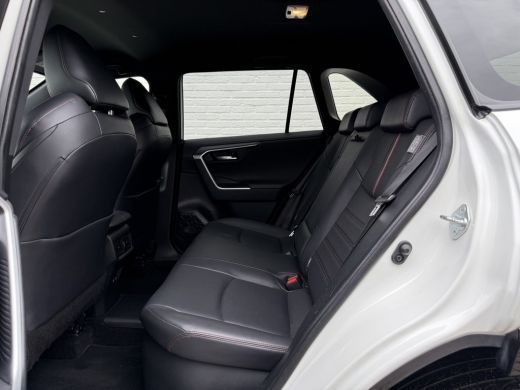 Toyota RAV4 2.5 Plug-in Hybrid AWD Bi-Tone Plus | Trekhaak | Leder | ACC | 360* Camera | LED | HUD ActivLease financial lease