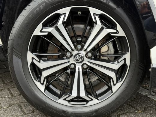 Toyota RAV4 2.5 Plug-in Hybrid AWD Bi-Tone Plus | Trekhaak | Leder | ACC | 360* Camera | LED | HUD ActivLease financial lease