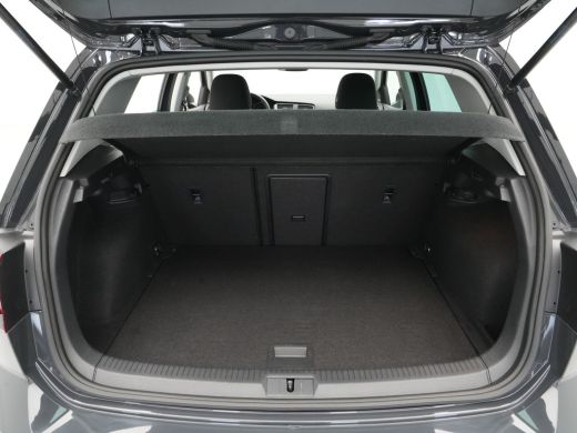 Volkswagen e-Golf E-DITION 136pk Navigatie Warmtepomp Acc Pdc Led Privacy glas 58 ActivLease financial lease