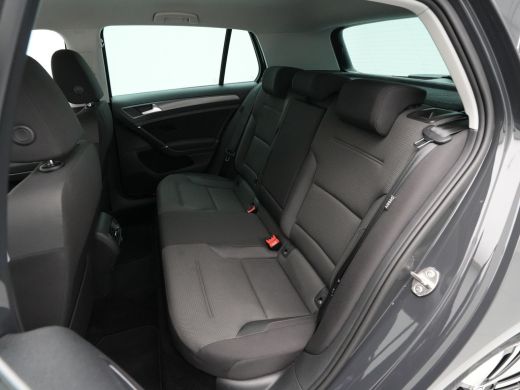 Volkswagen e-Golf E-DITION 136pk Navigatie Warmtepomp Acc Pdc Led Privacy glas 58 ActivLease financial lease