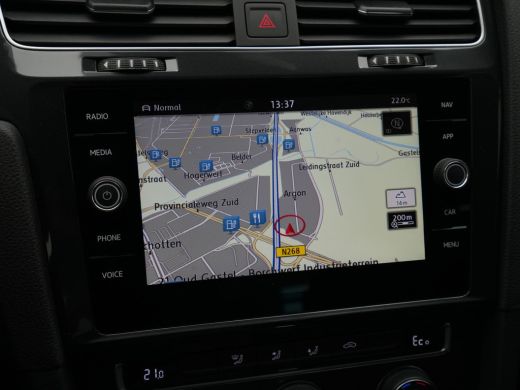 Volkswagen e-Golf E-DITION 136pk Navigatie Warmtepomp Acc Pdc Led Privacy glas 58 ActivLease financial lease